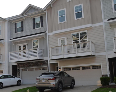 1021 Diamond Dove Lane - Photo Thumbnail 2