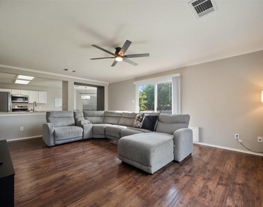 308 Sunny Brook Dr - Photo Thumbnail 8