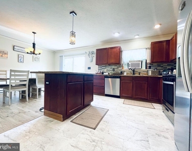 449 Clearview Drive - Photo Thumbnail 21