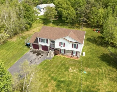 449 Clearview Drive - Photo Thumbnail 2