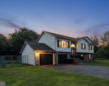 449 Clearview Drive - Photo Thumbnail 15