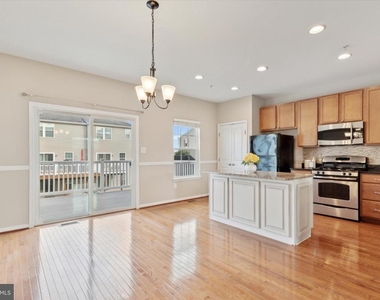 113 Raven Court - Photo Thumbnail 8
