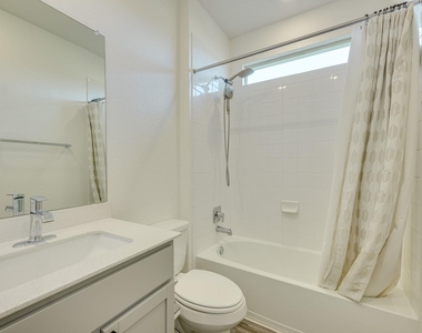 17813 Bassano Ave - Photo Thumbnail 18