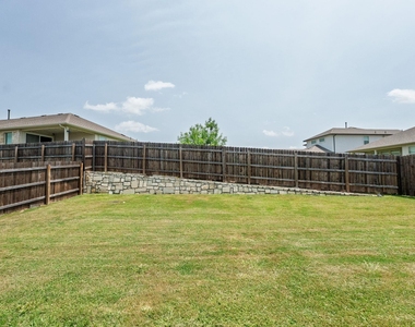 17813 Bassano Ave - Photo Thumbnail 26