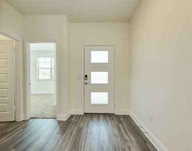 17813 Bassano Ave - Photo Thumbnail 24