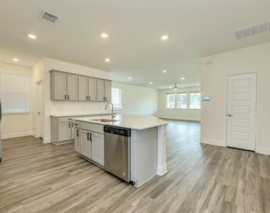 17813 Bassano Ave - Photo Thumbnail 1