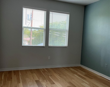 1302 Limelight Ln - Photo Thumbnail 29