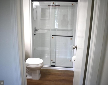 1604 Shenandoah Court - Photo Thumbnail 7