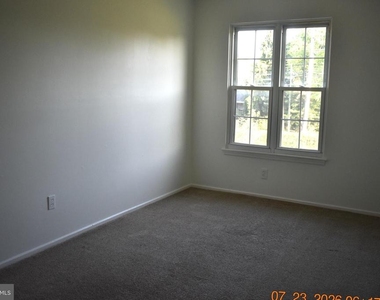 1604 Shenandoah Court - Photo Thumbnail 8