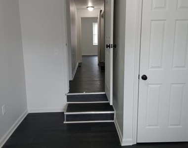 125 Bethel Street - Photo Thumbnail 10