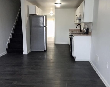 125 Bethel Street - Photo Thumbnail 2