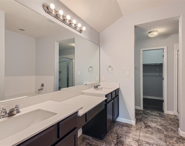 7010 Etna Way - Photo Thumbnail 8