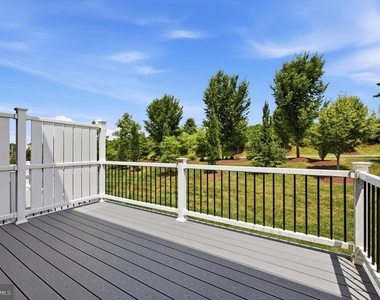 203 Segel Drive - Photo Thumbnail 15