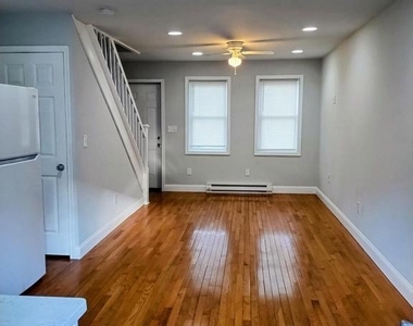 1224 Clover Lane - Photo Thumbnail 4