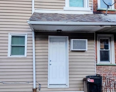 1224 Clover Lane - Photo Thumbnail 6