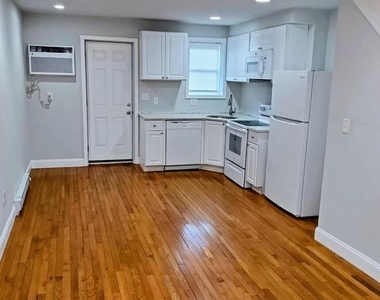 1224 Clover Lane - Photo Thumbnail 3