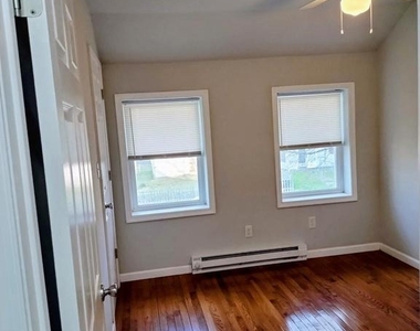 1224 Clover Lane - Photo Thumbnail 14