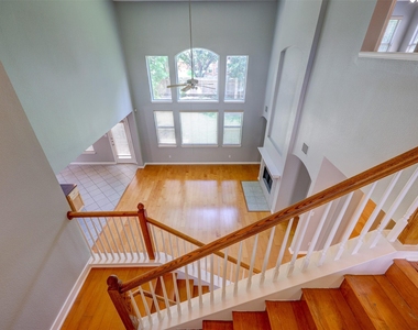 1554 Homewood Cir - Photo Thumbnail 20