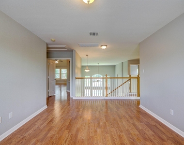 1554 Homewood Cir - Photo Thumbnail 21