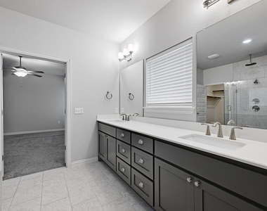 8816 Mina Dr - Photo Thumbnail 13