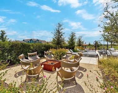 8816 Mina Dr - Photo Thumbnail 27