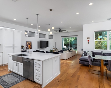 6309 Keegans Dr - Photo Thumbnail 14