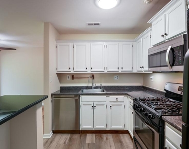 907 Diamond Drive - Photo Thumbnail 9