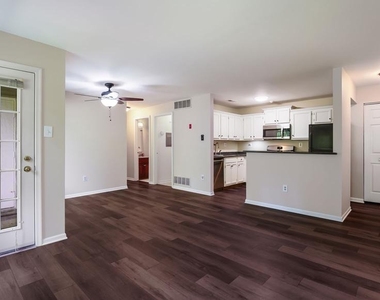 907 Diamond Drive - Photo Thumbnail 7