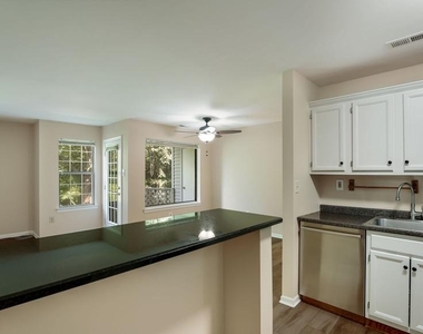 907 Diamond Drive - Photo Thumbnail 11