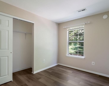 907 Diamond Drive - Photo Thumbnail 18