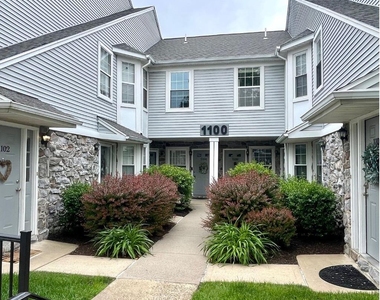 1104 Mews Drive - Photo Thumbnail 1