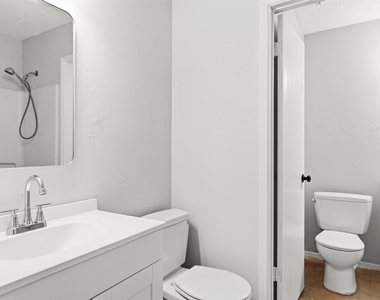 113 Meteor Dr - Photo Thumbnail 16
