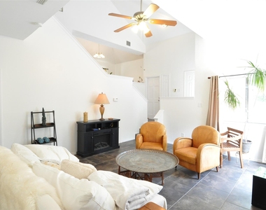 9902 Talleyran Dr - Photo Thumbnail 16
