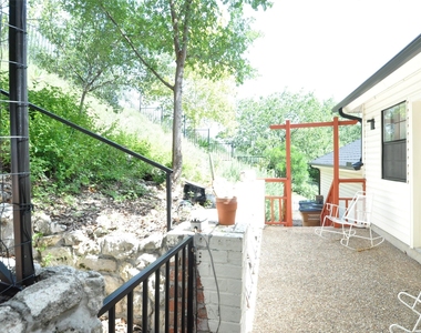 9902 Talleyran Dr - Photo Thumbnail 23