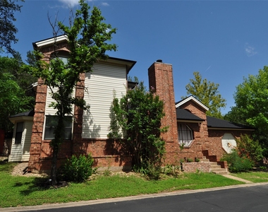 9902 Talleyran Dr - Photo Thumbnail 1