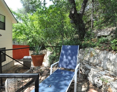 9902 Talleyran Dr - Photo Thumbnail 28