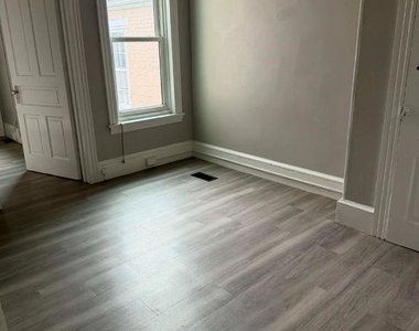 1224 Fidelity Street - Photo Thumbnail 6