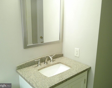 75 Montserrat Street - Photo Thumbnail 12