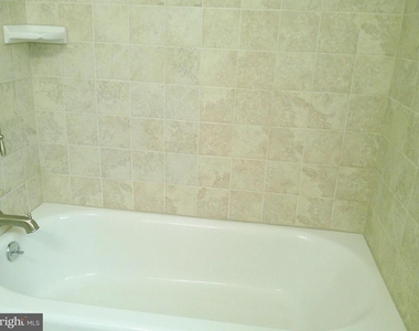 75 Montserrat Street - Photo Thumbnail 10