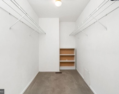 412 Denow Road - Photo Thumbnail 26