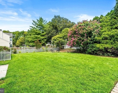 412 Denow Road - Photo Thumbnail 28