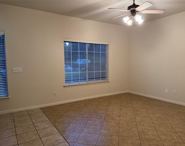 9 Deerfield Dr - Photo Thumbnail 12