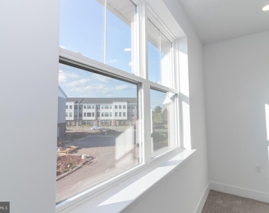 215 Lewis Fisher Drive - Photo Thumbnail 39