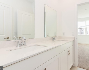 215 Lewis Fisher Drive - Photo Thumbnail 29