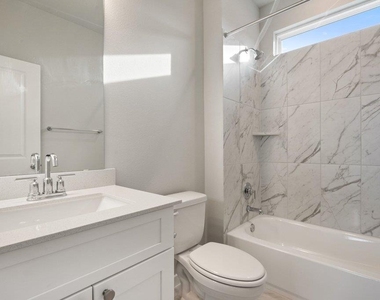 2209 Grenache Dr - Photo Thumbnail 12