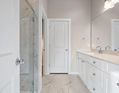 2209 Grenache Dr - Photo Thumbnail 9