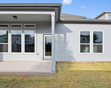 2209 Grenache Dr - Photo Thumbnail 19
