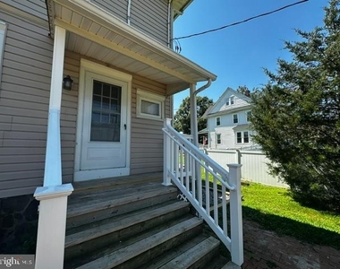 437a Poplar Avenue - Photo Thumbnail 21