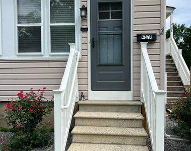 437a Poplar Avenue - Photo Thumbnail 1