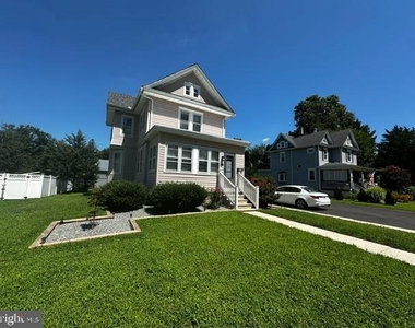 437a Poplar Avenue - Photo Thumbnail 12